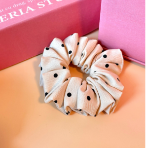 Elastice de Păr Handmade – Alb cu Buline